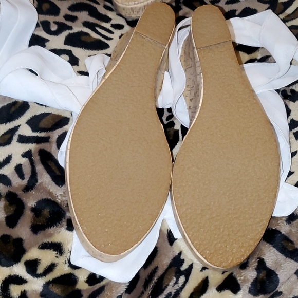 New 2 Pairs of Wedge sandals ribbon wrap up - Picture 2 of 4